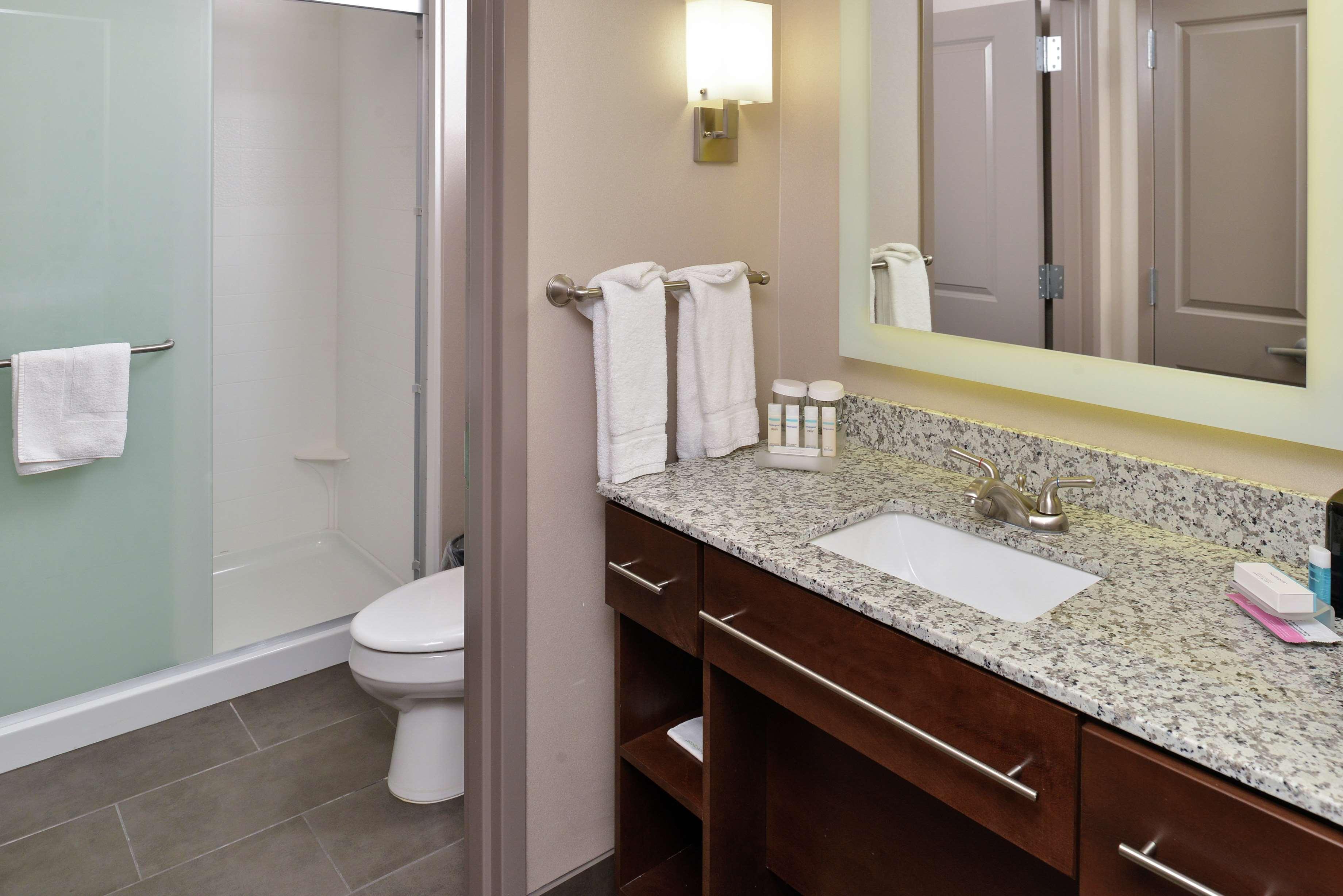 Homewood Suites By Hilton Cincinnati/Mason Ngoại thất bức ảnh