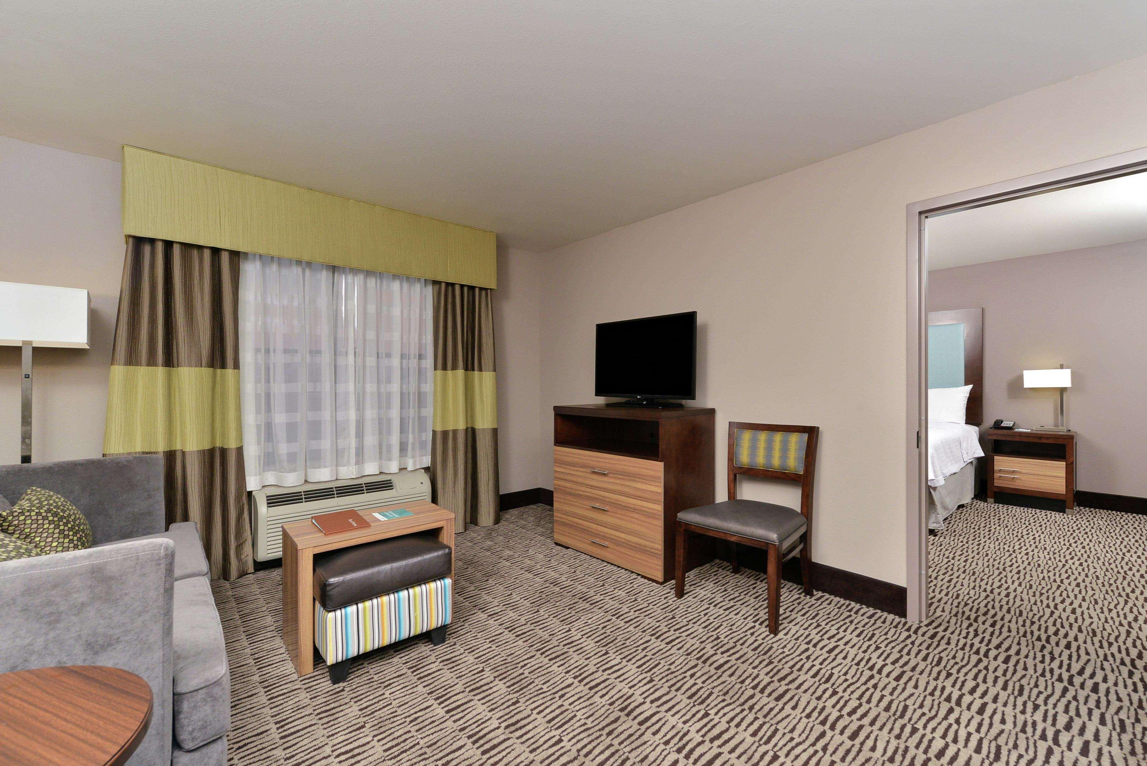 Homewood Suites By Hilton Cincinnati/Mason Ngoại thất bức ảnh